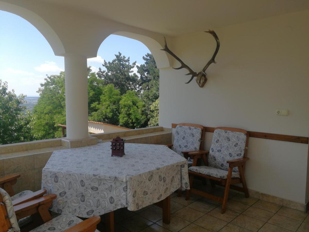Bottyahat Guesthouse Rezi エクステリア 写真